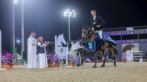 بميدان الجنادرية.. منافسات قوية في أول أيام "جولات الرياض" لقفز الحواجز