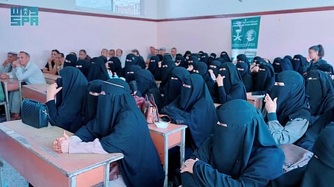 جهود إنسانية متواصلة.. "مركز الملك سلمان للإغاثة" ينفّذ مشاريع إغاثية وطبية في 9 دول