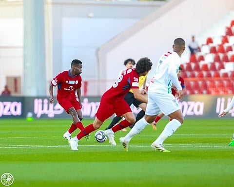 النجمة يخرج بتعادل سلبي أمام ضمك ويحصد أول نقطة