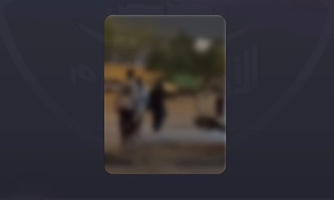 الرياض.. القبض على مقيم تحرّش بامرأتين وضبط موثّق الفيديو المخالف