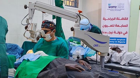 الندوة العالمية تطلق قافلتها الجراحية السابعة للعيون بنيجيريا وتُجري 85 عملية في يومها الأول