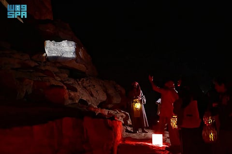 "مساء جبل عِكمة".. تجربة تفاعلية بين النقوش والتاريخ في العُلا