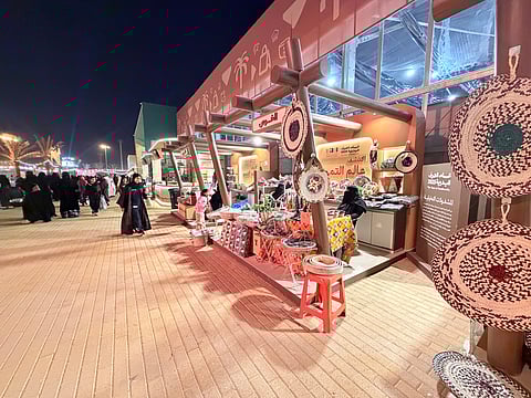 خبير تمور الأحساء لـ"سبق": معرض "عالم التمور" يجسّد 5 عقود من التطور.. ونسخة 2025 تبرز 400 صنف وتؤكد ريادة المملكة عالميًا