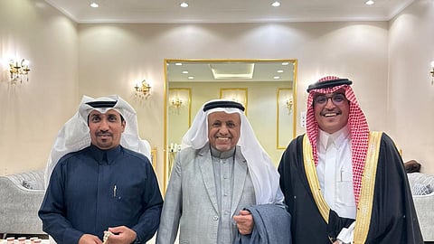 في أبها.. "آل سحما" يحتفلون بعقد قران المهندس حسن