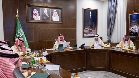 نائب أمير مكة يترأس اجتماعًا افتراضيًا لمتابعة جاهزية الحج 1447هـ