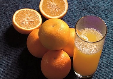 عصير البرتقال يقلل التهابات القلب ويعدل نشاط الجينات