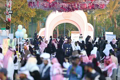 بالصور.. "أمانة الطائف" تطلق فعاليات اليوم العالمي للتطوع بمشاركة القطاعات الحكومية وغير الربحية