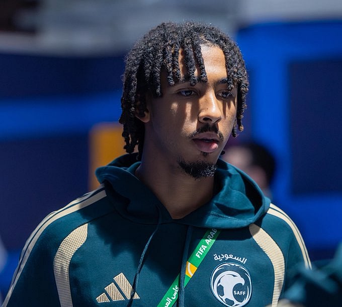 الإصابة تُبعد جهاد ذكري من معسكر الأخضر في قطر