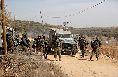 الاحتلال يعتقل 15 فلسطينيًا في حملة واسعة بالضفة الغربية