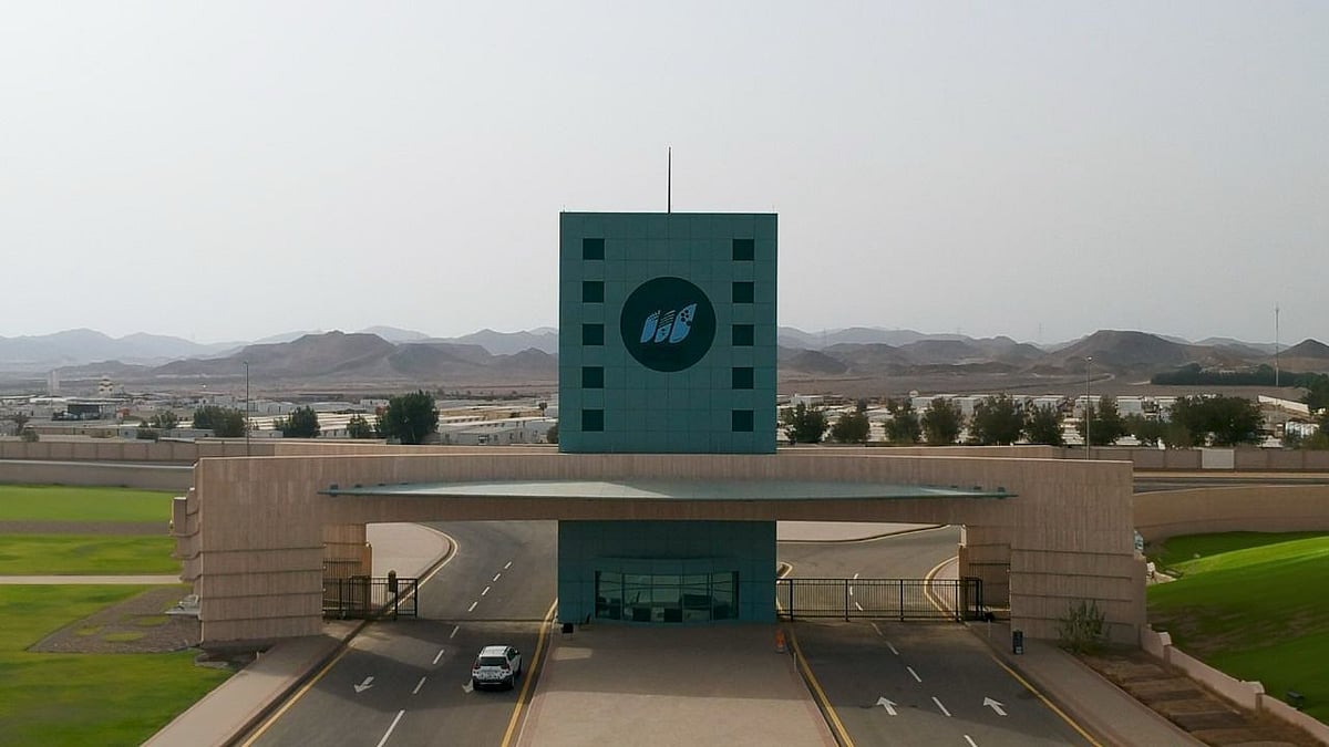 جامعة جدة تعلن عن بدء القبول في برامج الدراسات العليا للعام 2026. فتح باب القبول عبر البوابة الإلكترونية. أكثر من 40 برنامج ماجستير ودكتوراه. برامج أكاديمية مجانية وتنفيذية مهنية 