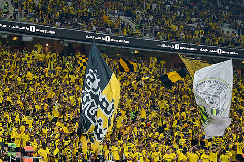 "الانضباط والأخلاق": تغريم الاتحاد 200 ألف ريال ولعب المباراة المقبلة دون جماهير على ملعبه