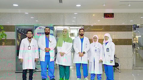 إنجاز طبي جديد.. أول استئصال لورم رأس البنكرياس بـ"الجراح الآلي" في مستشفى الملك فهد الجامعي