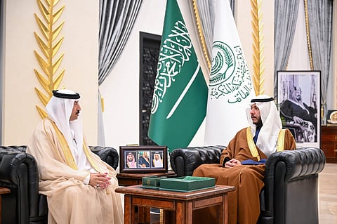 محافظ الطائف يطّلع على التقرير الختامي لـ"الديودراما المسرحي".. ويشيد بإسهاماته الثقافية