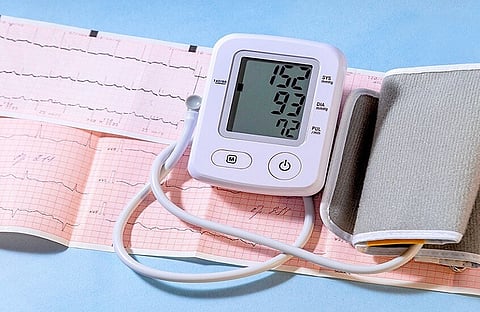 ضغط الدم المرتفع.. تهديد صامت يهاجم القلب والكلى بأعراض يجب عدم تجاهلها