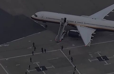 وصول الطائرة التي تقل الرئيس الفنزويلي "مادورو" إلى نيويورك