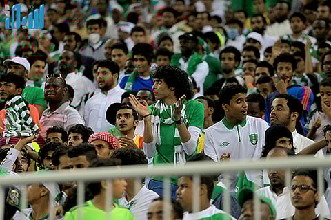 مشاجرة في مدرجات الأهلي .. ولاعبون عالميون يحضرون النهائي