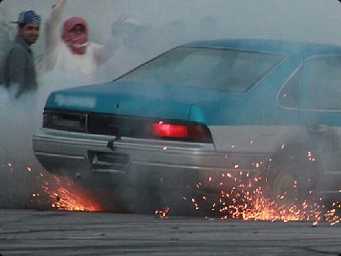 بالصور.. الإطاحة بأشهر المفحطين بالشرقية وسجنه ٧ أشهر