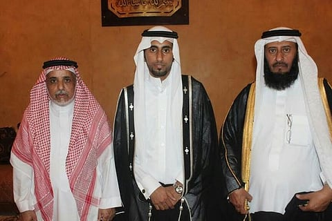 "السهيمي" يحتفل بزواجه