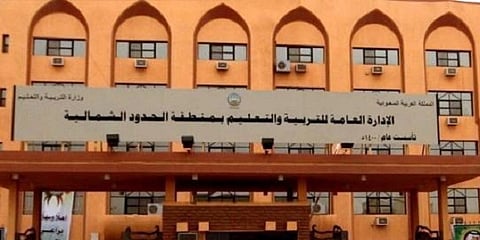 3 أشهر ومعلمو "تعليم الكبار" بلا مستحقات في "الشمالية"