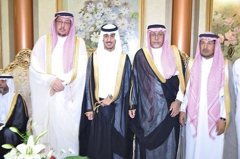 ​"العنزي" يحتفل بزواج نجله