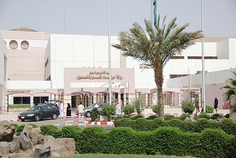 فريق إدارة المخاطر بـ"الصحة" يفحص 40 معياراً بمستشفى حراء