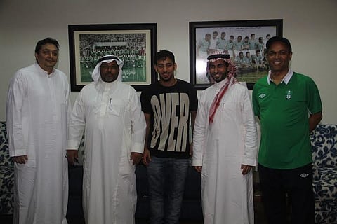 الأهلي يمدد عقد مصطفى بصاص خمسة مواسم مقبلة