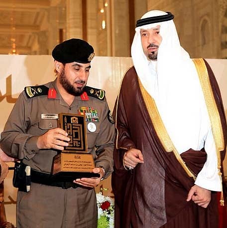"أمير مكة" يكرم القوة الخاصة لأمن المسجد الحرام 