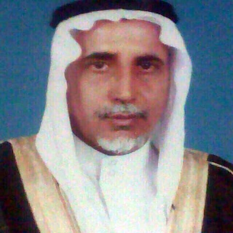 ابن شيخ قبيلة "الشغبان" بالباحة ينفي نبأ وفاة والده