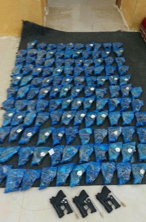 ‏ضبط 126 قطعة سلاح بحوزة شخص في جبال الحشر