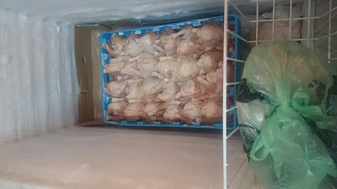 إغلاق مطعم يستخدم دجاجاً منتهى الصلاحية بالطائف