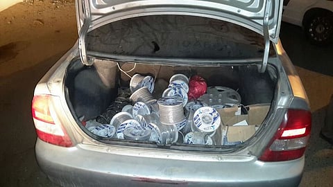 "دوريات ينبع" تطيح بشابين يسرقان كيابل مبنى تحت الإنشاء
