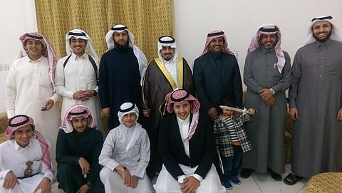 "ابن حمري" يحتفل بزواجه في خميس مشيط 
