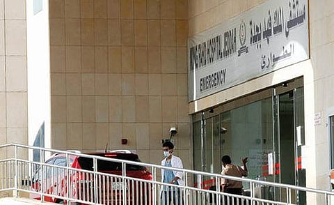 30 موظفاً من "كادر كورونا" في جدة يطالبون بمستحقاتهم