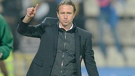 "ريجيكامف": لن أترك الهلال قبل تحقيق البطولات وعودتي لرومانيا مستبعدة