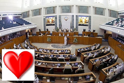 نائب بالبرلمان الكويتي: "الفالنتاين" مناسبة وثنية من أعمال الجاهلية