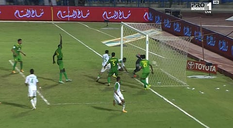 النصر والأهلي ينجوان من الخسارة أمام الفتح والخليج