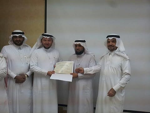 مستشفى مدينة العيون تعقد دورة تدريبية حول "مهارات التواصل"