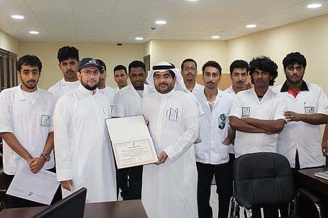 "مستشفى حراء العام" يستقبل طلاب الكلية التقنية بمكة