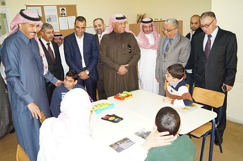 سفير المملكة بالأردن يزور الطلاب ذوي الاحتياجات الخاصة