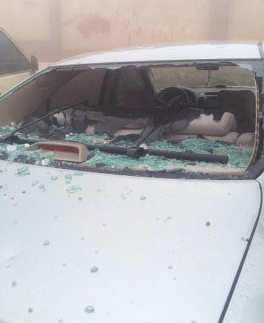 بالفيديو.. البرد يحطم زجاج السيارات على طريق الرياض السريع