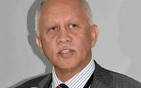 وزير الخارجية اليمني: "صالح" يجهز طائرته للفرار إلى إريتريا