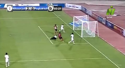 بالفيديو.. مهاجم "الزمالك" يهدر أسهل فرصة أمام المرمى الخالي 