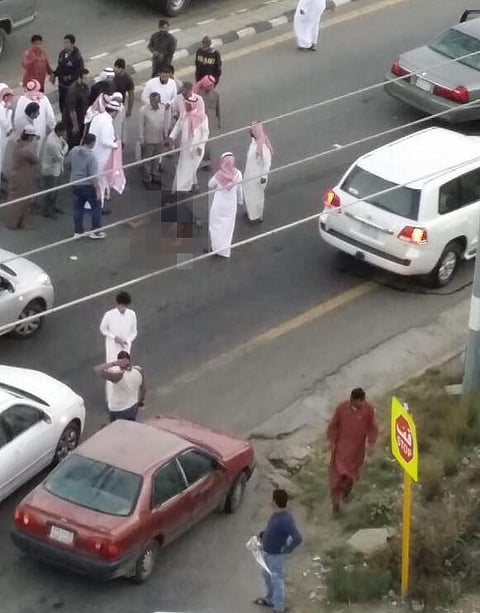 الإسعاف يباشر حادثتَيْ دهس وقعتا في وقت واحد بـ"الباحة" و"قلوة"