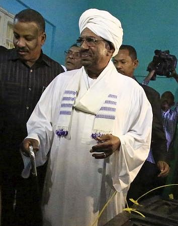 البشير يلغي زيارته إلى إندونيسيا في اللحظة الأخيرة