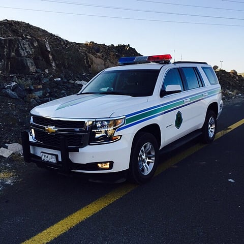 دوريات أمن الطرق تخالف 2172 مركبة في 24 ساعة