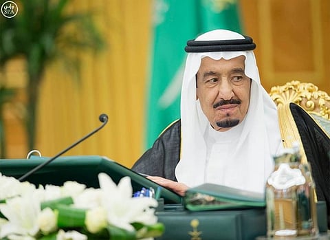 مجلس الوزراء يطالب "أرامكو" بتخفيض أسعار وقود الطائرات