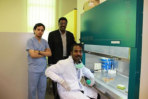 فريق طبي بجامعة الملك خالد يكتشف ويعالج طفلاً كأول حالة بالمنطقة