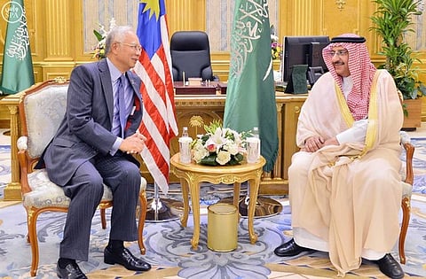 ولي العهد يبحث قضية الروهينغا مع رئيس وزراء ماليزيا