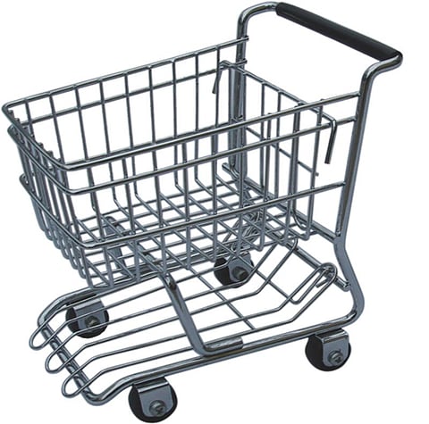 متسوقات بتبوك يعثرن على "رضيع مجهول" بعمر 4 أيام