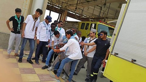   "تقنية القنفذة" تدرب "جوالتها" على مهارات الدفاع المدني والإيواء